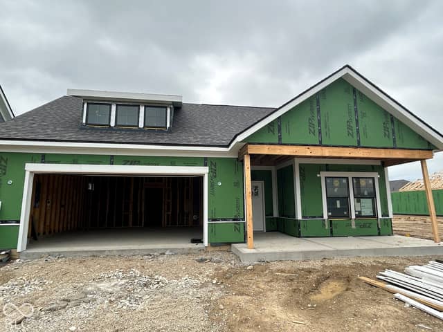 7106 Shenandoah Street, Zionsville, IN 46077, photo 2 of 20
