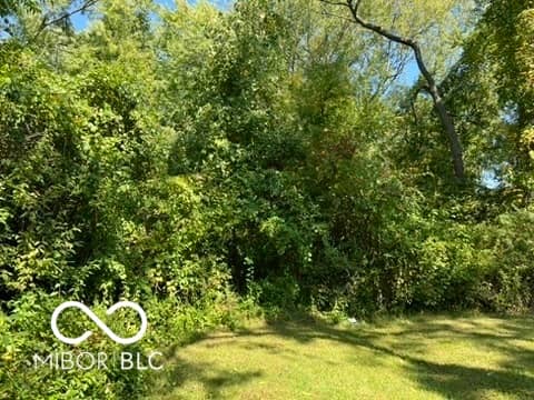 3015 Sapphire Boulevard, Indianapolis