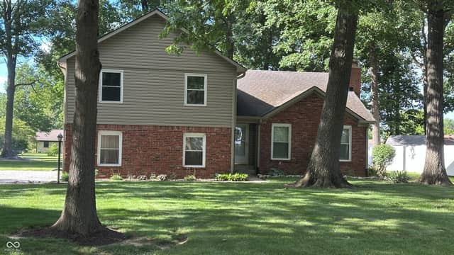1336 S Heron Drive E, New Palestine, IN 46163, photo 5 of 67