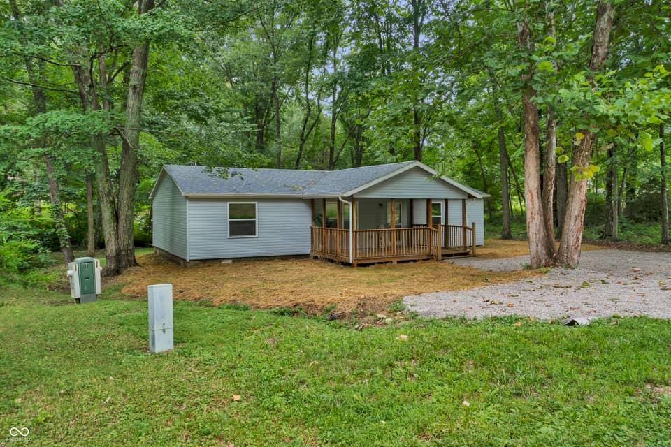 1015 Magnolia Place, North Vernon