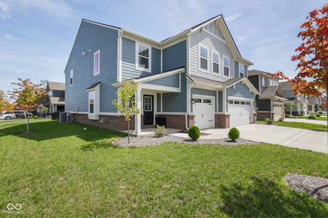 3845 Andean, Bargersville, IN 46106, photo 4 of 64