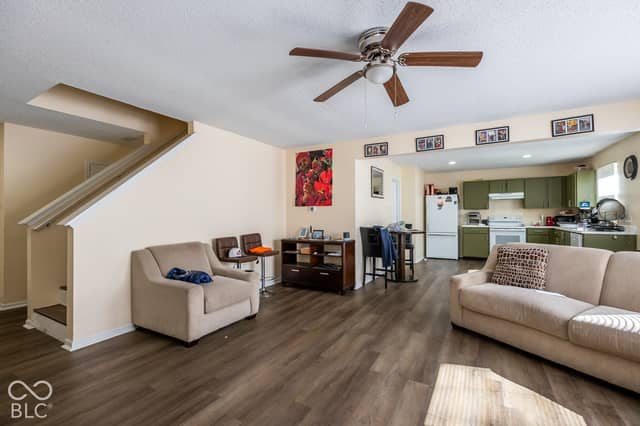 9045 Cardinal Flower Court, Indianapolis, IN 46231, photo 4 of 13