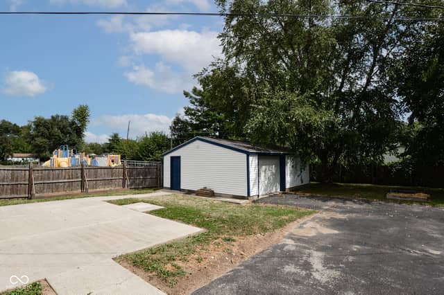 1935 N Centennial Street, Indianapolis, IN 46222, photo 5 of 28
