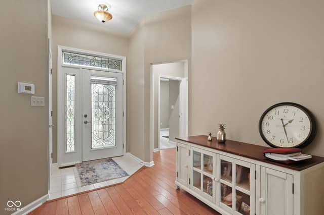 1628 Foxmere Boulevard, Greenwood, IN 46142, photo 5 of 31