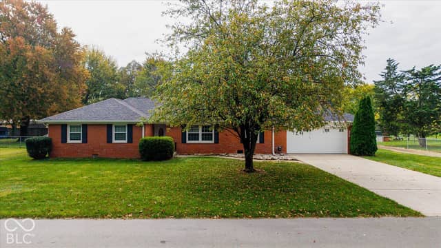 7665 Jennifer Lane, Brownsburg, IN 46112, photo 3 of 26