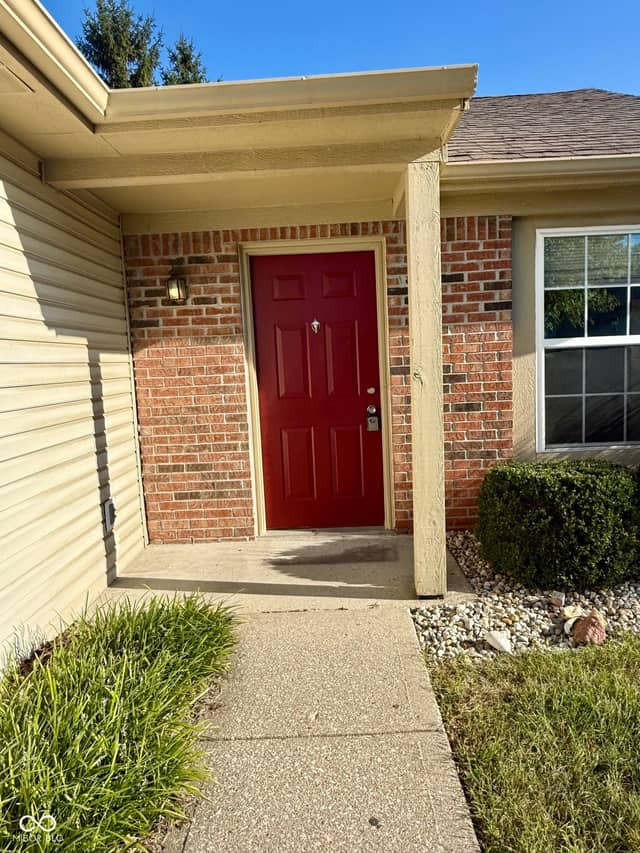 103 Woodberry Drive, Danville, IN 46122, photo 2 of 11