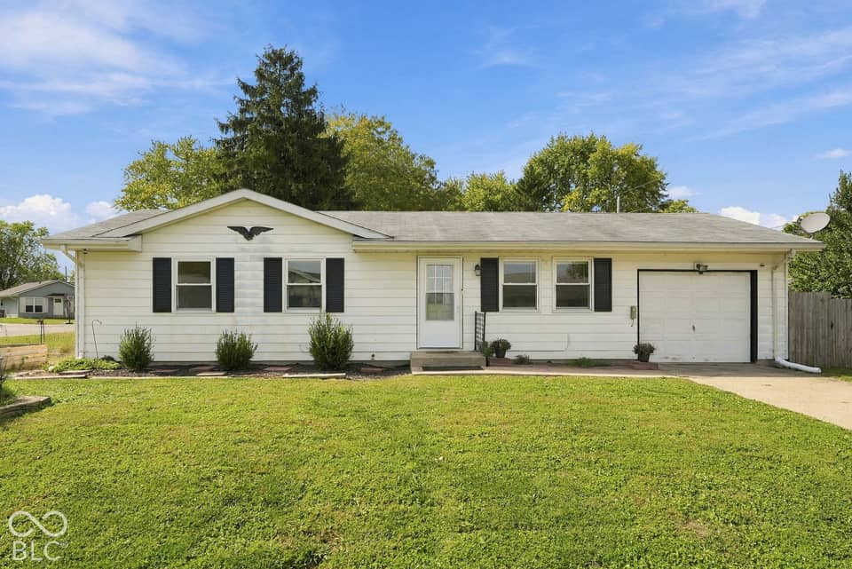 321 Vicksburg Lane, West Lafayette, IN 47906, photo 1 of 42