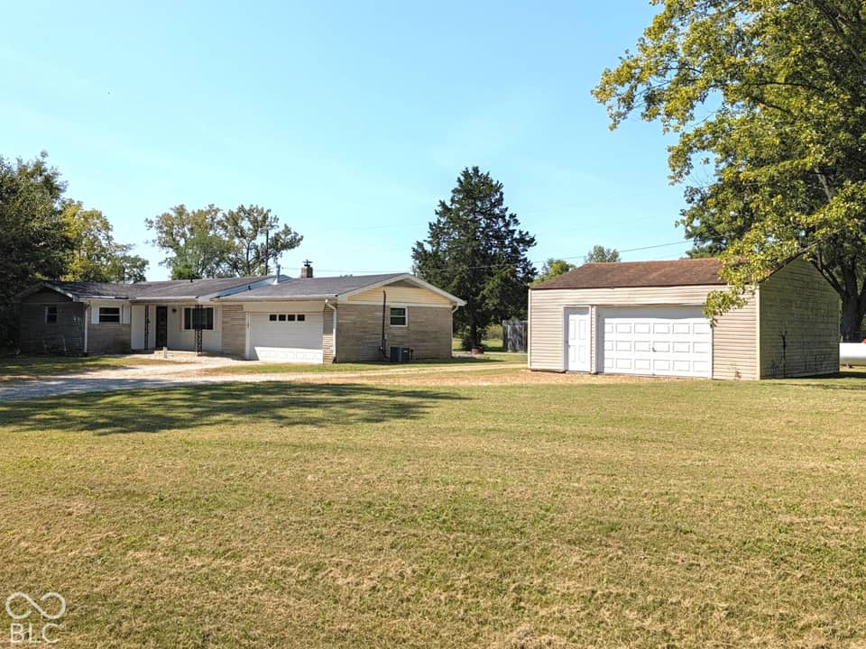 8611 N 700 W, Fountaintown, IN 46130, photo 1 of 20