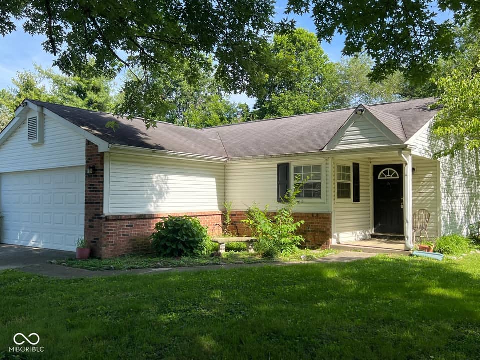 2208 Friendship Drive, Indianapolis, IN 46217, photo 1 of 37