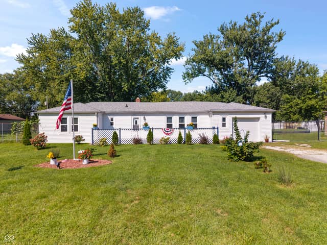 3230 Fisher Road, Indianapolis, IN 46239, photo 2 of 31