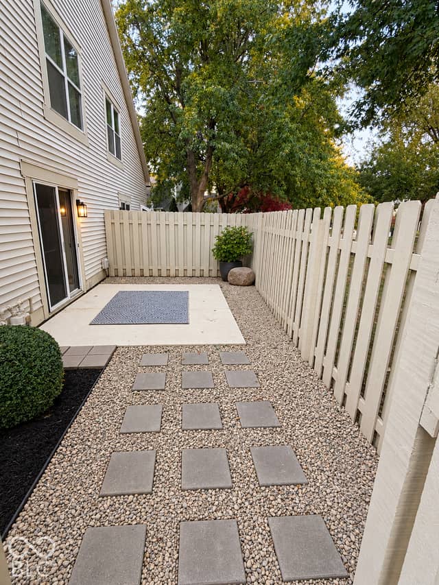7504 Castleton Farms North Drive, Indianapolis, IN 46256, photo 4 of 46