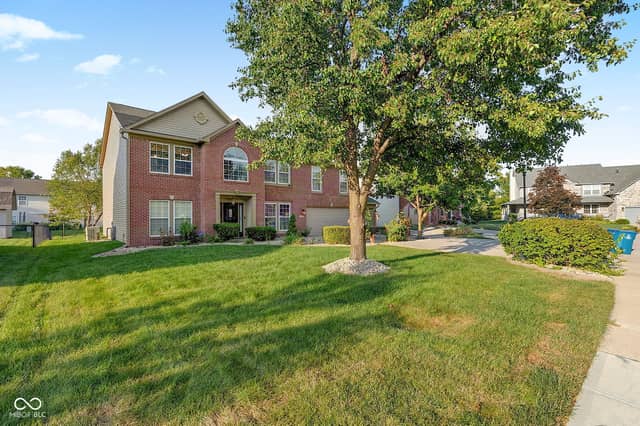 8336 Hunters Meadow Court, Indianapolis, IN 46259, photo 3 of 72
