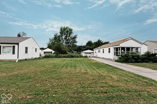2330 Harlan Street, Indianapolis, IN 46203, photo 4 of 29