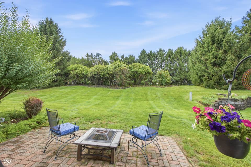 6055 Boulder Court, Columbus