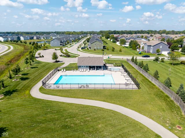 1684 Archer Nock Court, Westfield, IN 46074, photo 5 of 39