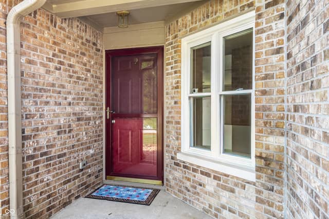 1525 Quail Glen Court, Carmel, IN 46032, photo 3 of 34