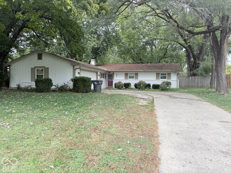 928 W 79th Street, Indianapolis, IN 46260, photo 1 of 8