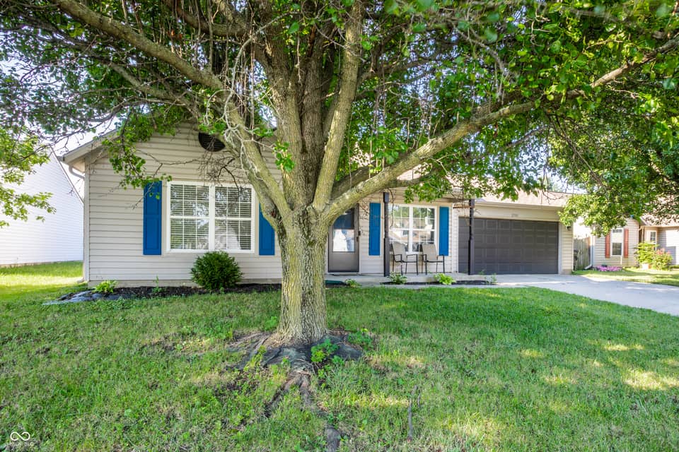 2509 Bristlecone Drive, Indianapolis, IN 46217, photo 1 of 32