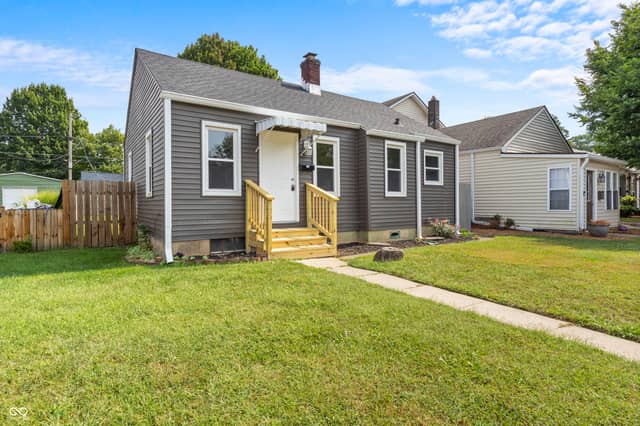 113 S 8th Avenue, Beech Grove, IN 46107, photo 5 of 24