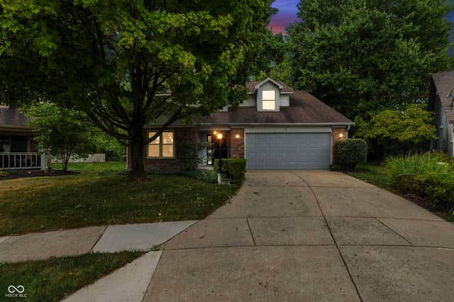4601 Common Vista Circle, Indianapolis, IN 46220, photo 4 of 55