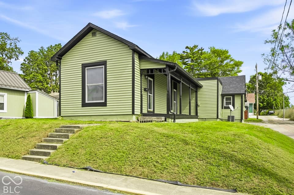 245 S Jefferson Street, Danville, IN 46122, photo 1 of 21
