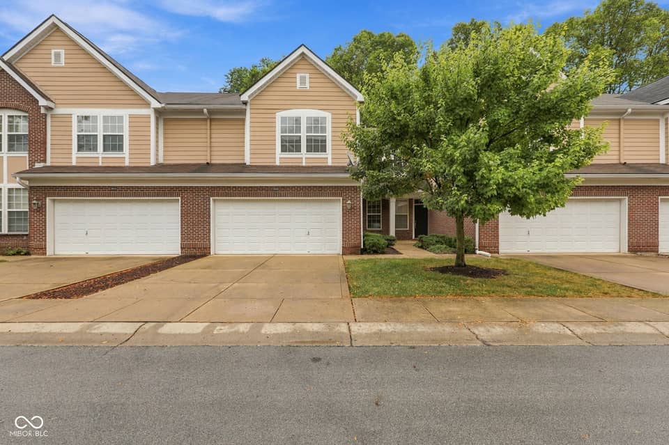 5675 Brownstone Drive, Indianapolis