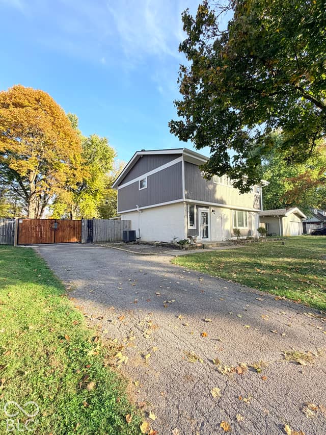 4839 Alameda Road, Indianapolis, IN 46228, photo 4 of 54