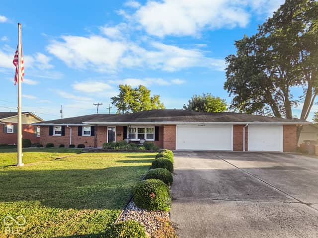 265 Taggart Drive, Seymour, IN 47274, photo 2 of 15