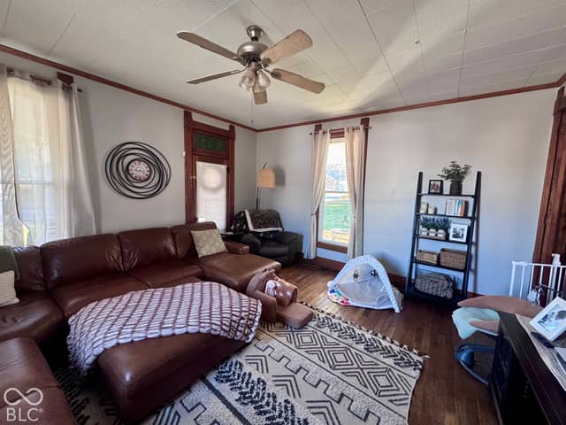 1015 W Market Street, Crawfordsville, IN 47933, photo 4 of 25