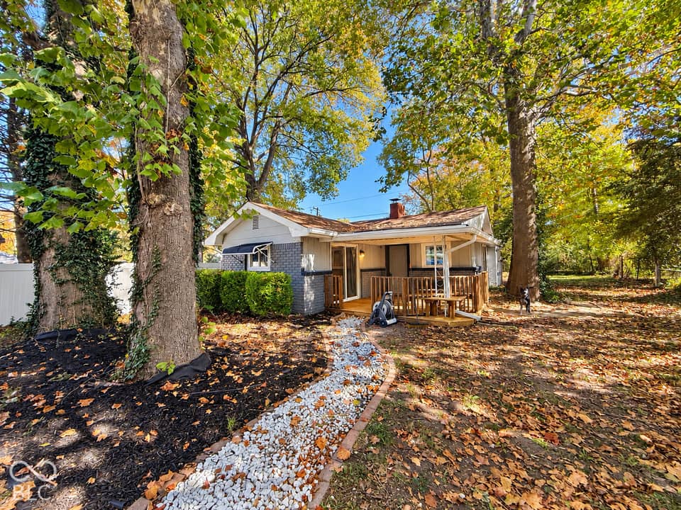 227 N Fenton Avenue, Indianapolis, IN 46219, photo 1 of 18