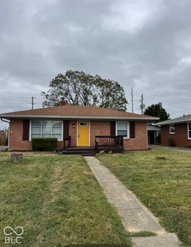 1616 Englewood Drive, Indianapolis, IN 46219, photo 2 of 43
