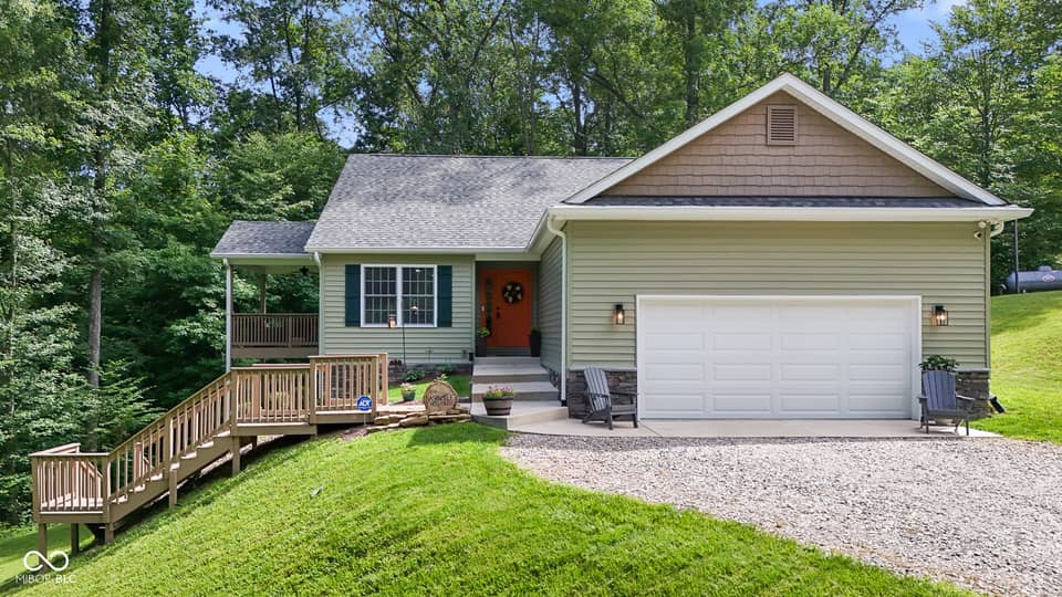 6870 Four Mile Ridge Road, Nashville, IN 47448, photo 1 of 46