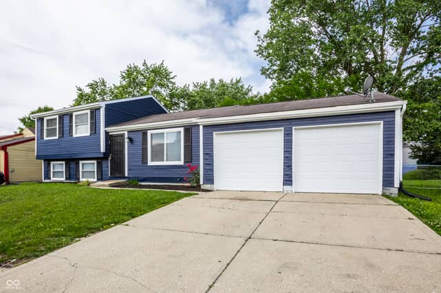 612 Woodlark Drive, Indianapolis, IN 46229, photo 3 of 24