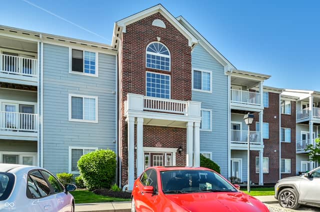 5019 Amber Creek Place #208, Indianapolis, IN 46237, photo 3 of 29
