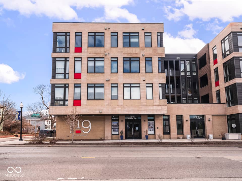 319 E 16th Street #202, Indianapolis