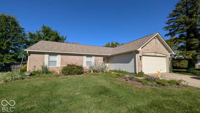 7734 Winding Creek Drive, Indianapolis, IN 46236, photo 2 of 38