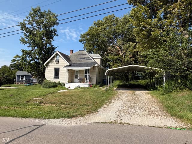 33 M Street, Bedford, IN 47421, photo 3 of 4