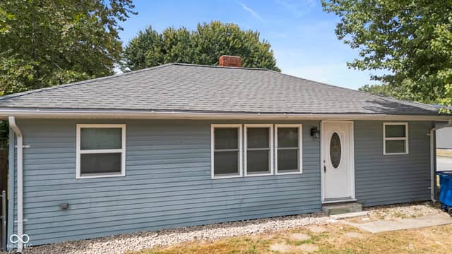 1090 N Mann Avenue, Austin, IN 47102, photo 5 of 22