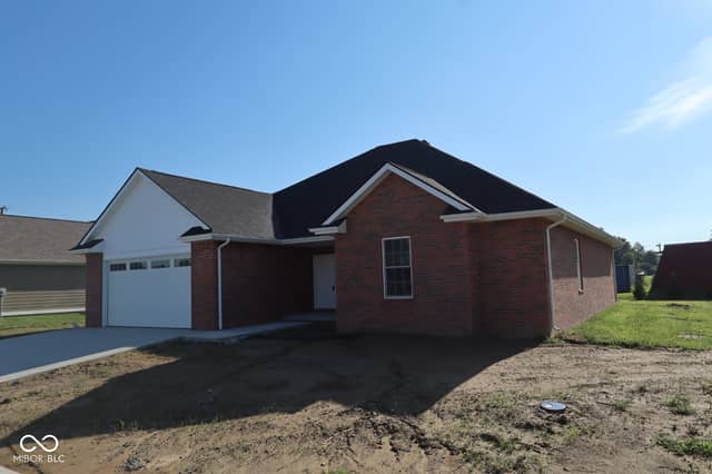 3891 Autumn Way, Seymour, IN 47274, photo 3 of 28