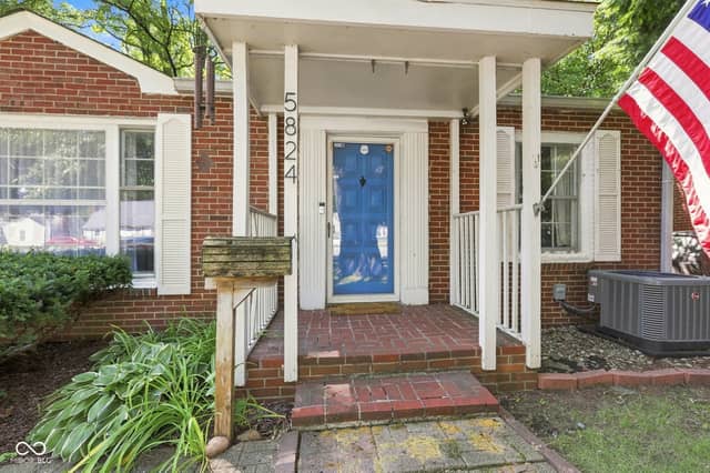 5824 N Keystone Avenue, Indianapolis, IN 46220, photo 4 of 33