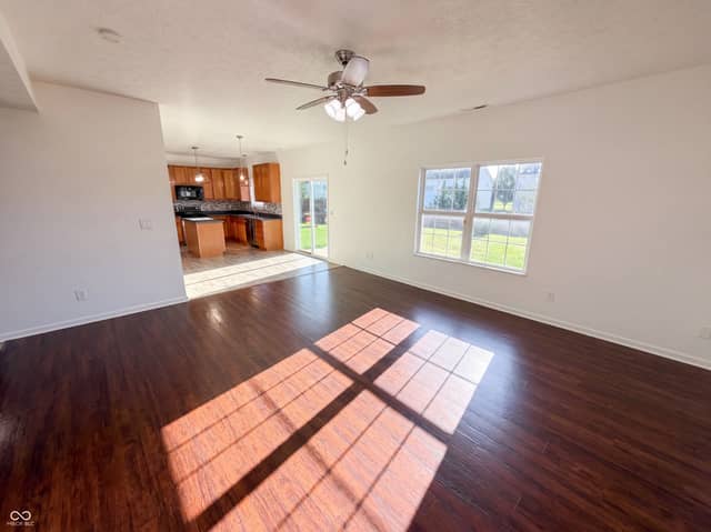 2899 Armaugh Drive, Brownsburg, IN 46112, photo 4 of 34