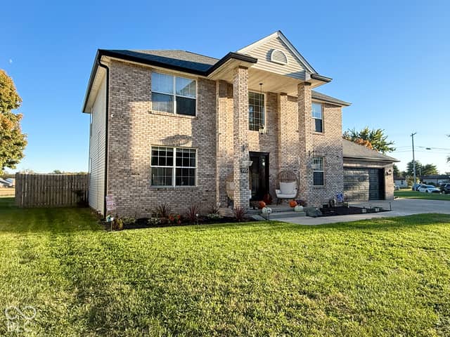 955 Cambridge Lane, Edinburgh, IN 46124, photo 3 of 25