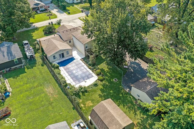 3830 S Olney Street, Indianapolis, IN 46237, photo 3 of 40