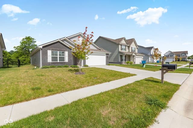 6302 Meadow Path Way, Indianapolis, IN 46259, photo 4 of 38