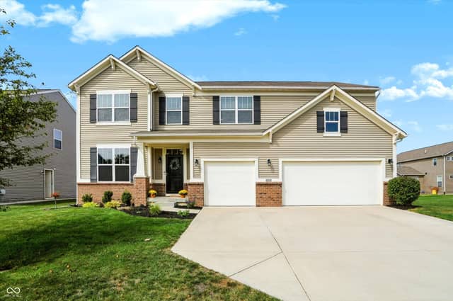 4524 Goose Rock Drive, Indianapolis, IN 46239, photo 3 of 34