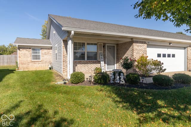 1176 E Apple Lake Drive, Greenfield, IN 46140, photo 4 of 27