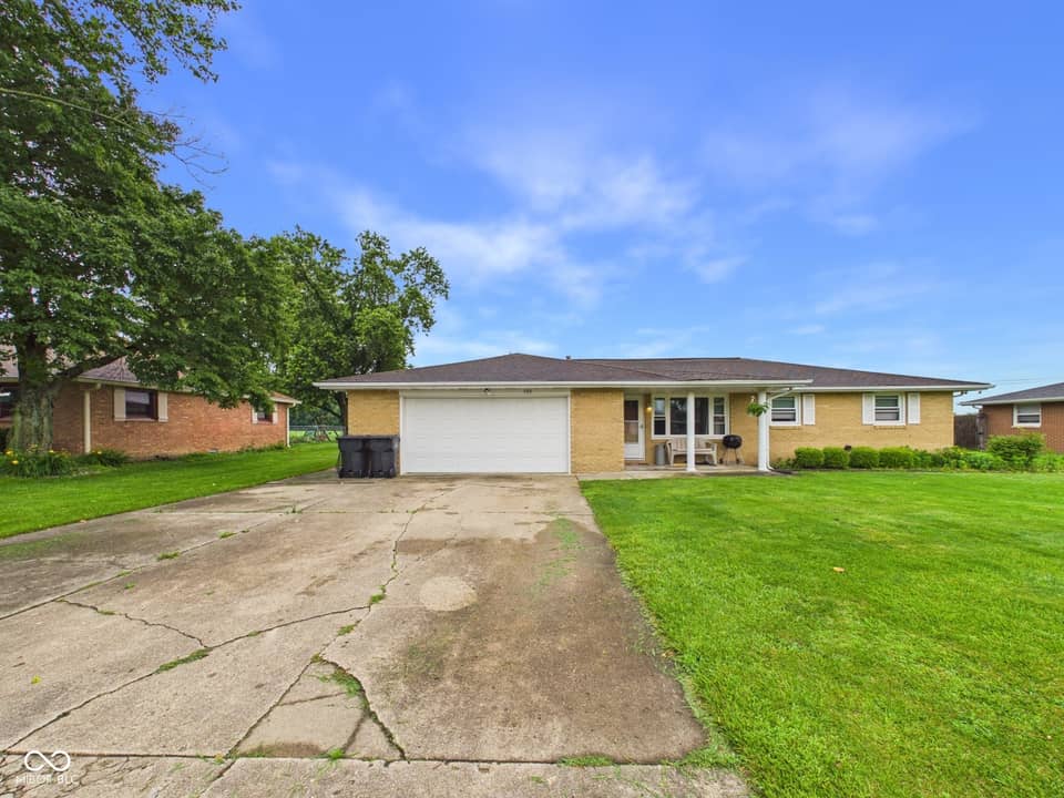 509 Imy Lane, Anderson, IN 46013, photo 1 of 32
