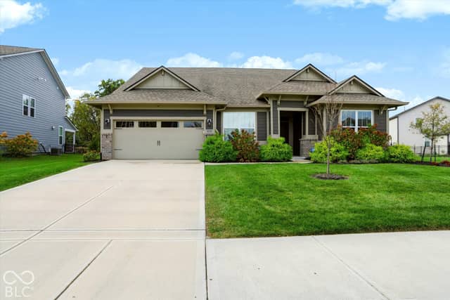 11133 Valiant Court, Noblesville, IN 46060, photo 2 of 33