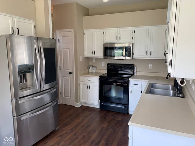 7818 Red Sunset Way, Avon, IN 46123, photo 5 of 28