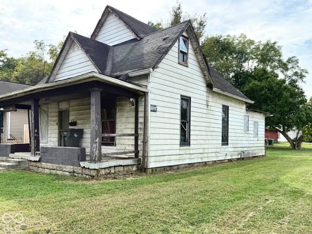 2326 Adams Street, Indianapolis, IN 46218, photo 4 of 49